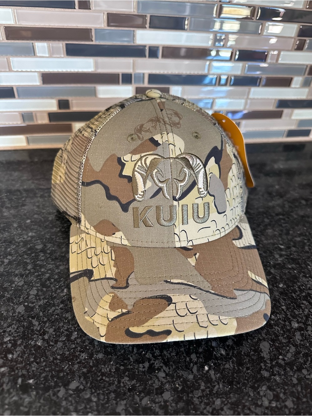 KUIU Camo Logo Trucker Hat - Tan, Brown, Green